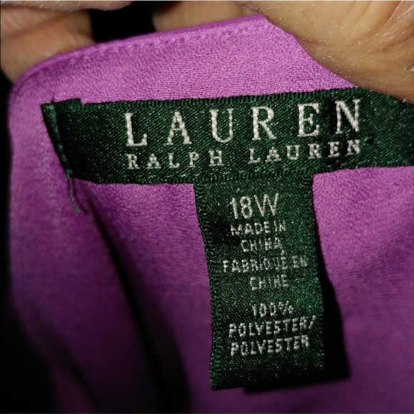 Gorgeous Ralph Lauren Blouse - Picture 2 of 2